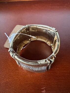 Source Unknown Gold-Tone Textured Stretch Bracelet